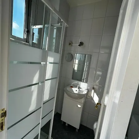 Almirante 57 Лісабон