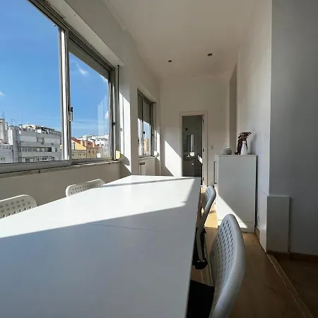 Апартаменти Almirante 57 *